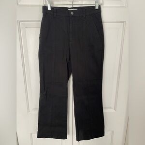 Ann Taylor Loft Kick Crop Pants in Twill Black Size 0